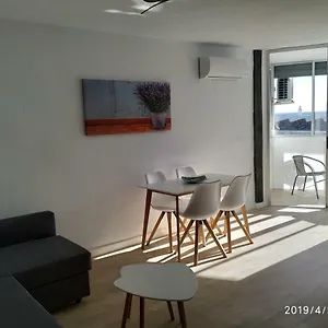 En Urbanización Algaida En Primera Línea De Playa Apartamento