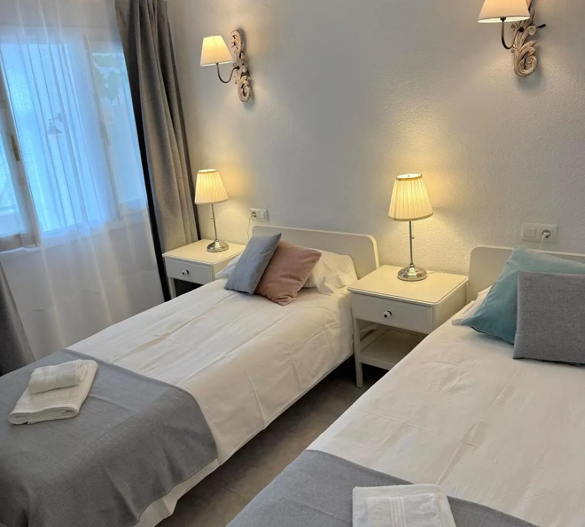 Apartment Apartamento A 100 M De La Playa, Calahonda Sitio de Calahonda